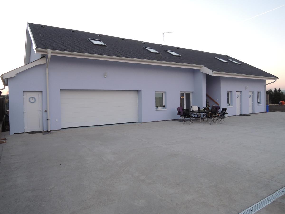 Salvo Apartment Mala Hrastice Exterior photo